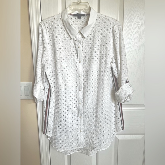 Tommy Hilfiger, White Eyelet Long Sleeve Button Front Top/Duster Dress. - Picture 2 of 9